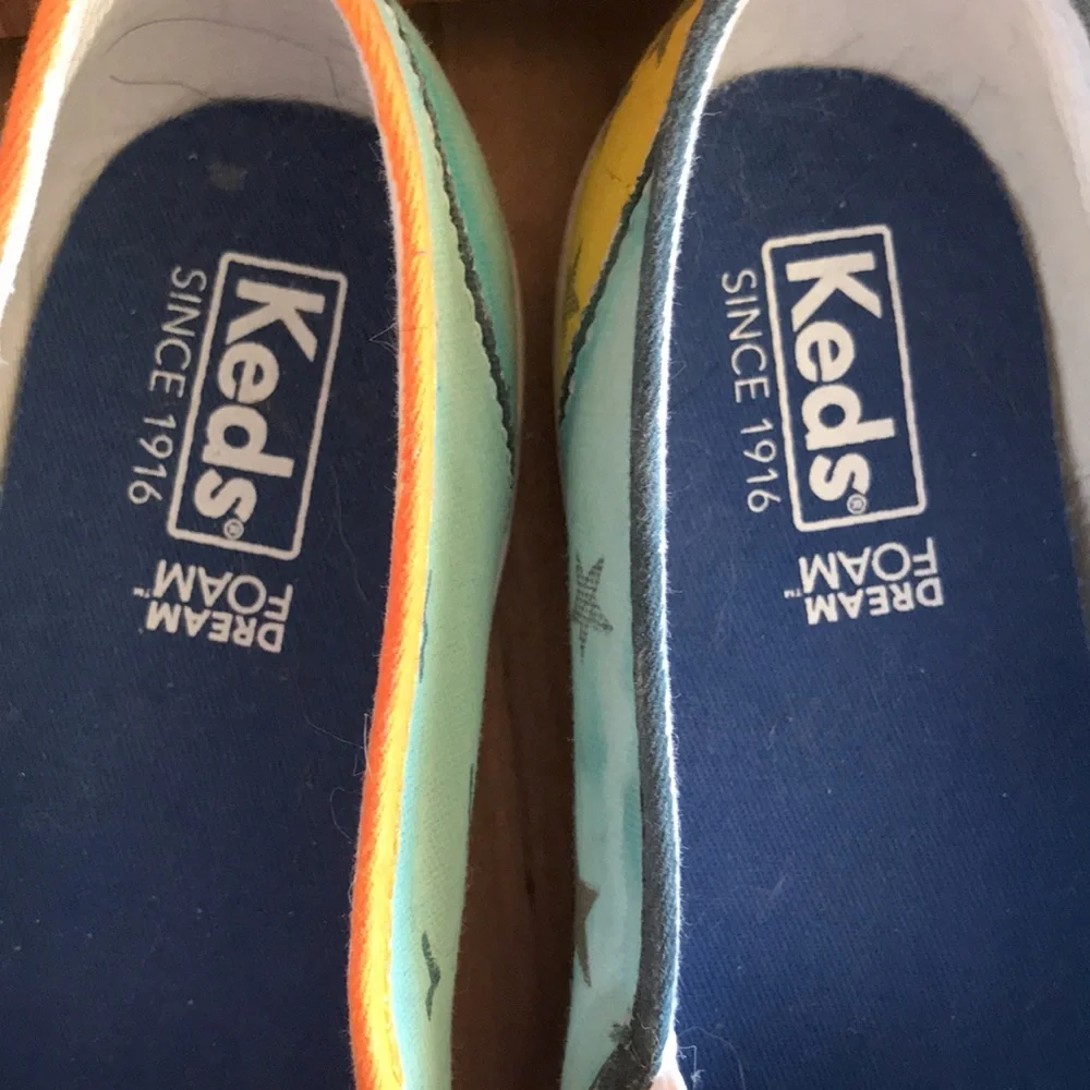 Keds size 7-1/2 7.5 hand painted Dreamfoam duck sneakers blue stars sun moon EUC